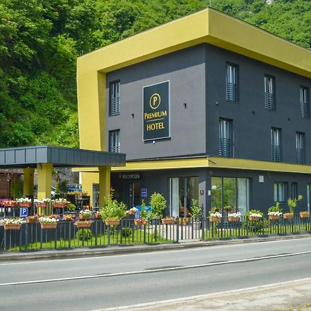 יאיצי Hotel Premium מראה חיצוני תמונה