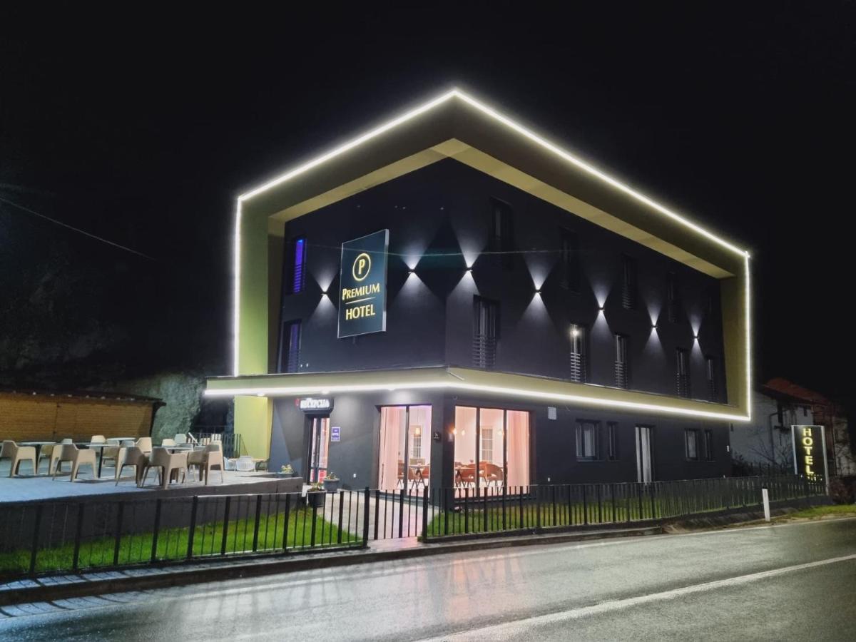יאיצי Hotel Premium מראה חיצוני תמונה
