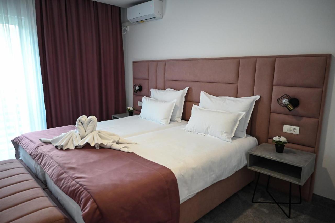 יאיצי Hotel Premium מראה חיצוני תמונה