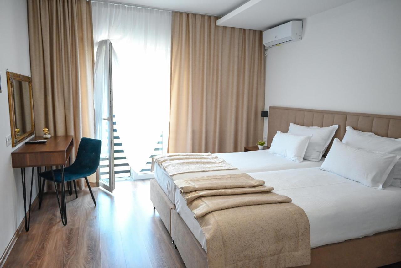 יאיצי Hotel Premium מראה חיצוני תמונה